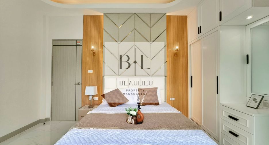 Casa en venta de 4 habitaciones en Bang Lamung, Chonburi
