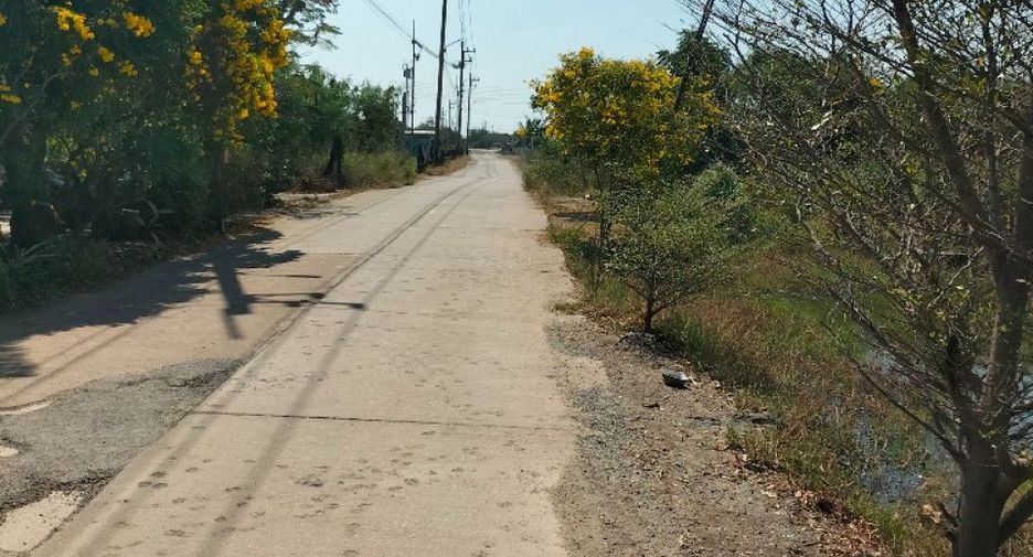 Terreno en venta en Bang Pakong, Chachoengsao