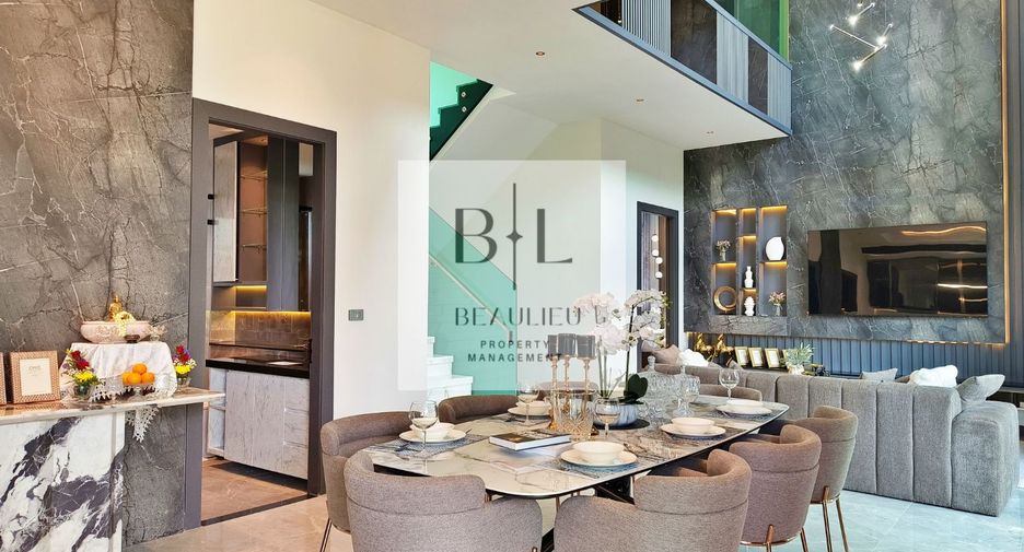 For sale 5 bedrooms house in Bang Lamung, Chonburi