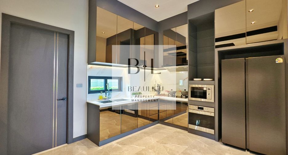 For sale 5 bedrooms house in Bang Lamung, Chonburi