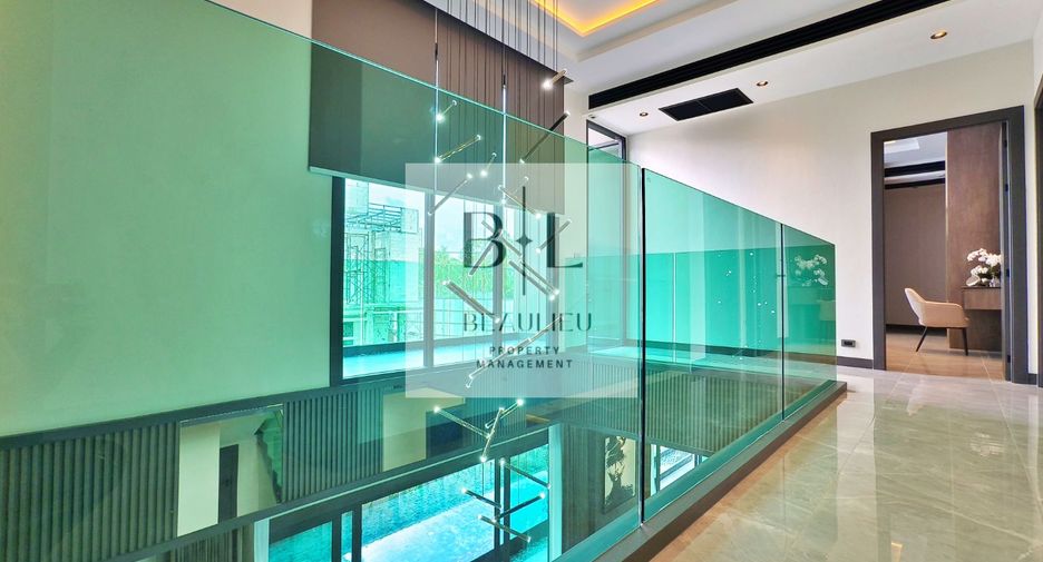 For sale 5 bedrooms house in Bang Lamung, Chonburi