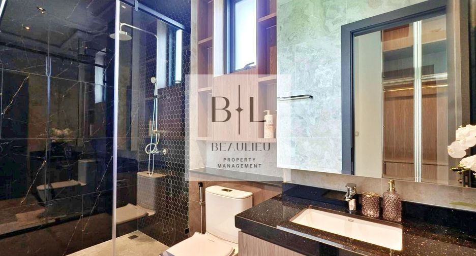 For sale 5 bedrooms house in Bang Lamung, Chonburi