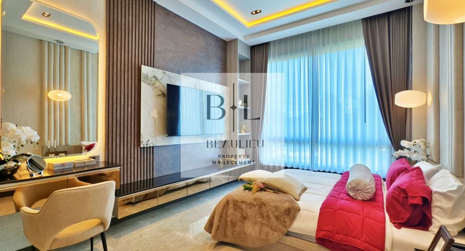 For sale 5 bedrooms house in Bang Lamung, Chonburi