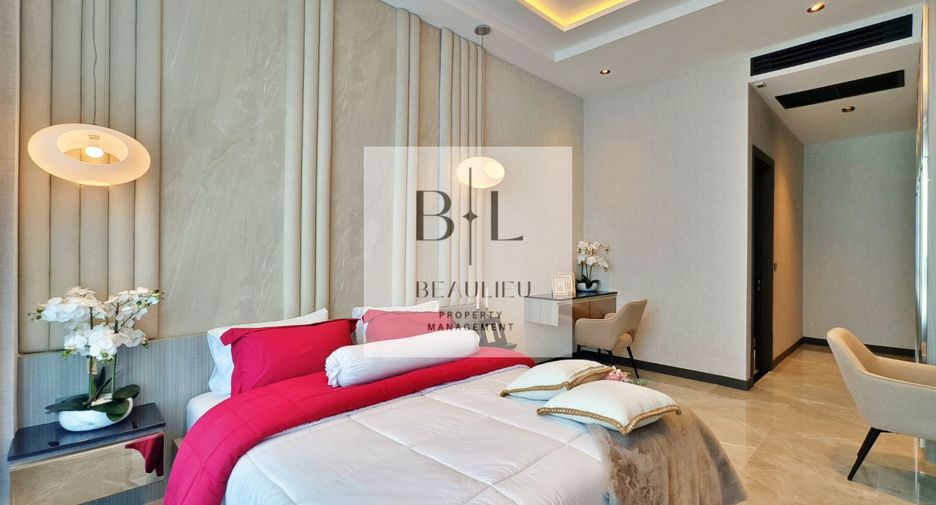 For sale 5 bedrooms house in Bang Lamung, Chonburi