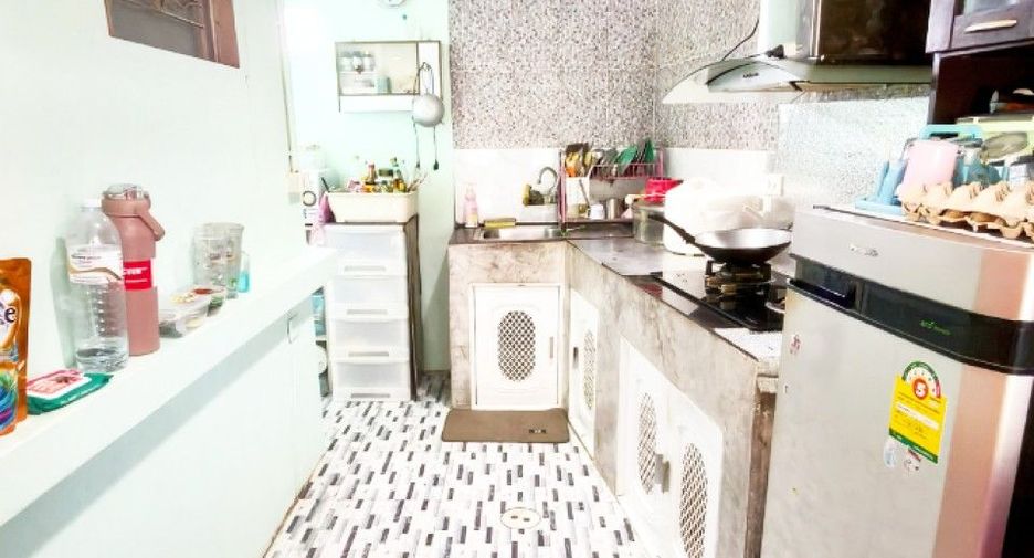 For sale studio house in Si Racha, Chonburi
