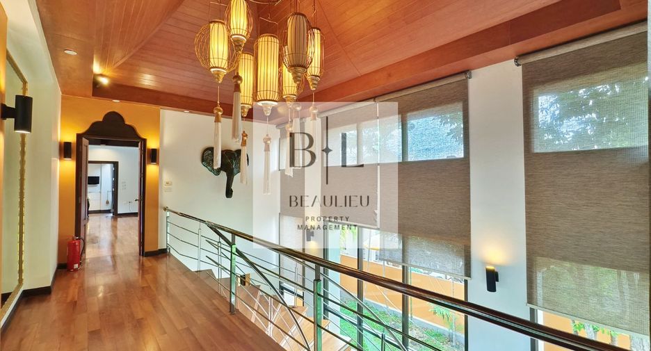 Haus zum Kauf mit 6 Zimmer in Bang Lamung, Chonburi