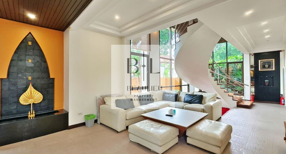 Haus zum Kauf mit 6 Zimmer in Bang Lamung, Chonburi