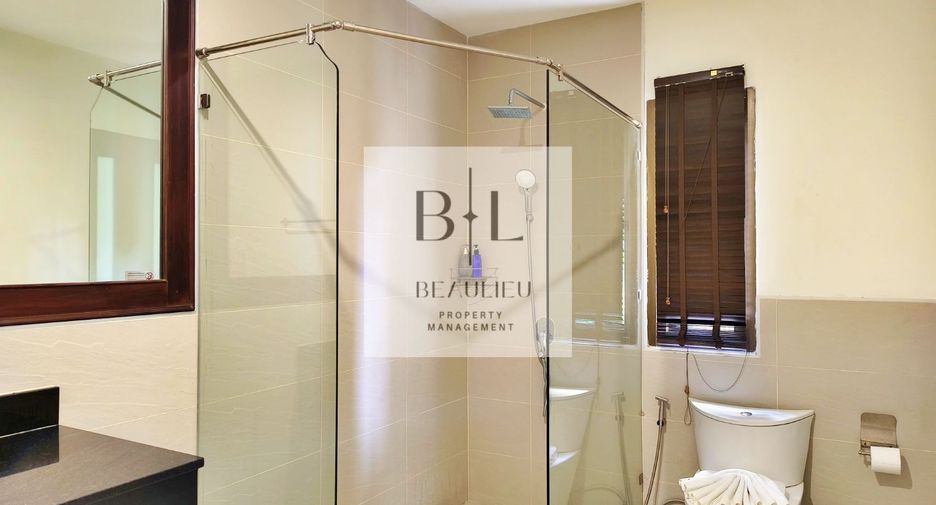Haus zum Kauf mit 6 Zimmer in Bang Lamung, Chonburi