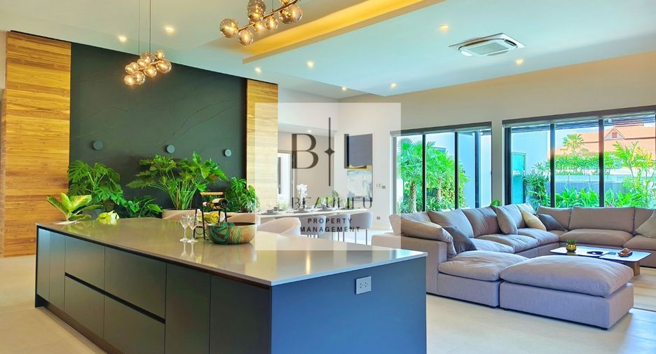 For sale 5 bedrooms house in Bang Lamung, Chonburi