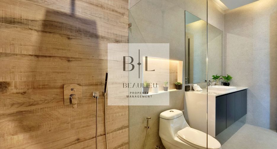 For sale 5 bedrooms house in Bang Lamung, Chonburi