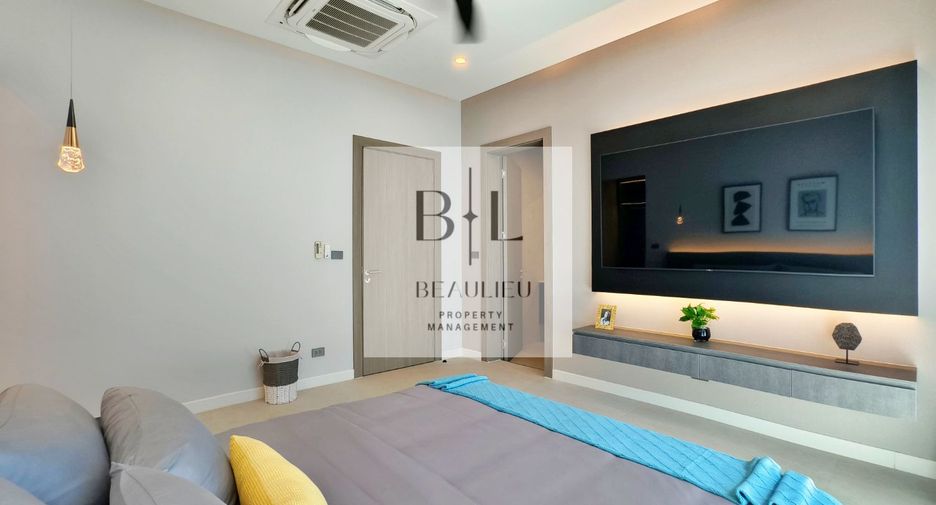 For sale 5 bedrooms house in Bang Lamung, Chonburi