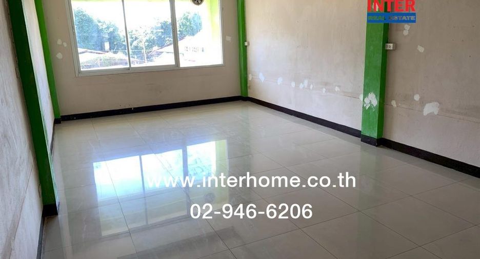 For sale 3 bedrooms retail Space in Sai Mai, Bangkok