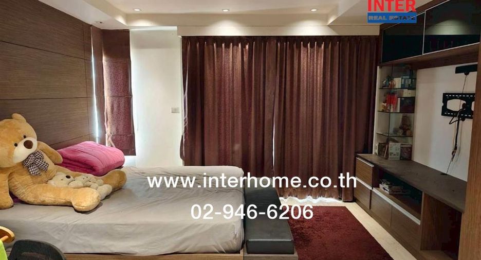 For sale 5 bedrooms house in Min Buri, Bangkok