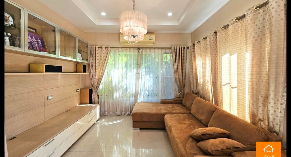 For sale 5 bedrooms house in Sai Mai, Bangkok