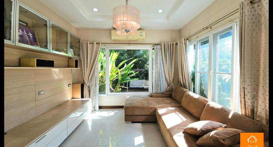 For sale 5 bedrooms house in Sai Mai, Bangkok