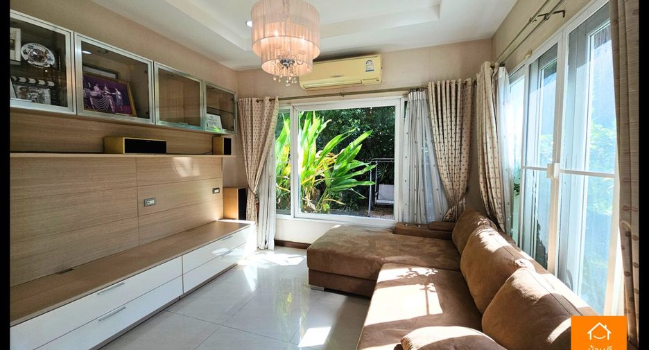 For sale 5 bedrooms house in Sai Mai, Bangkok