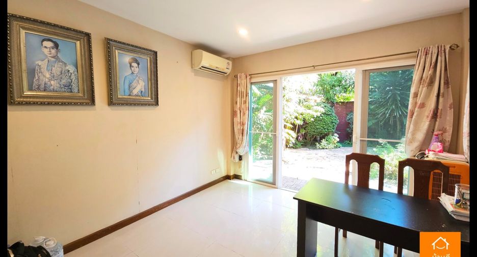 For sale 5 bedrooms house in Sai Mai, Bangkok