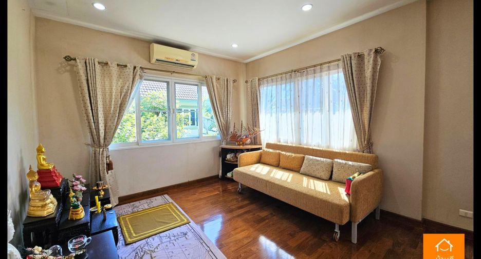 For sale 5 bedrooms house in Sai Mai, Bangkok