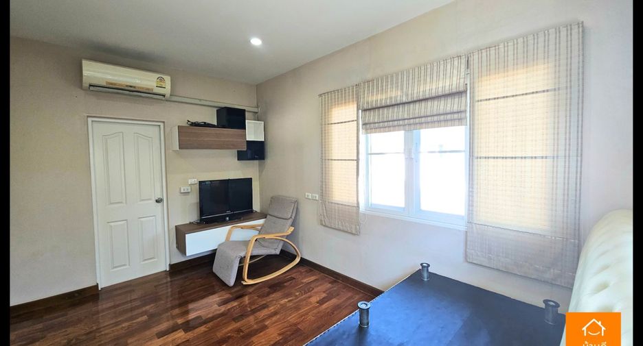 For sale 5 bedrooms house in Sai Mai, Bangkok