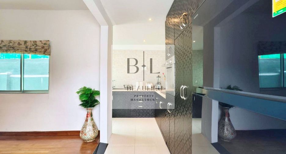 For sale 3 bedrooms house in Bang Lamung, Chonburi