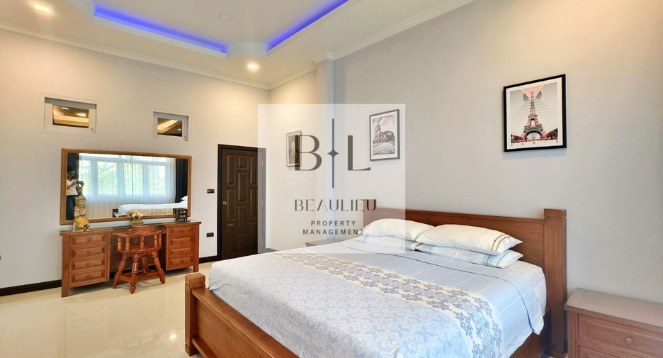 Haus zum Kauf mit 4 Zimmer in Bang Lamung, Chonburi