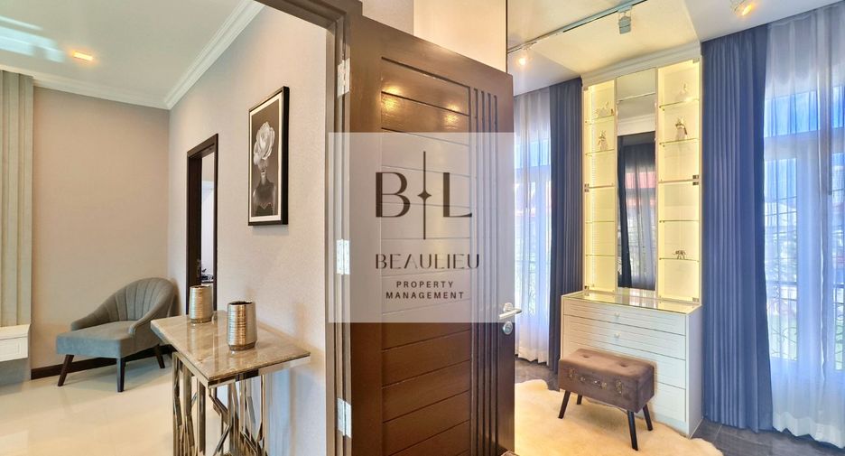 Haus zum Kauf mit 4 Zimmer in Bang Lamung, Chonburi