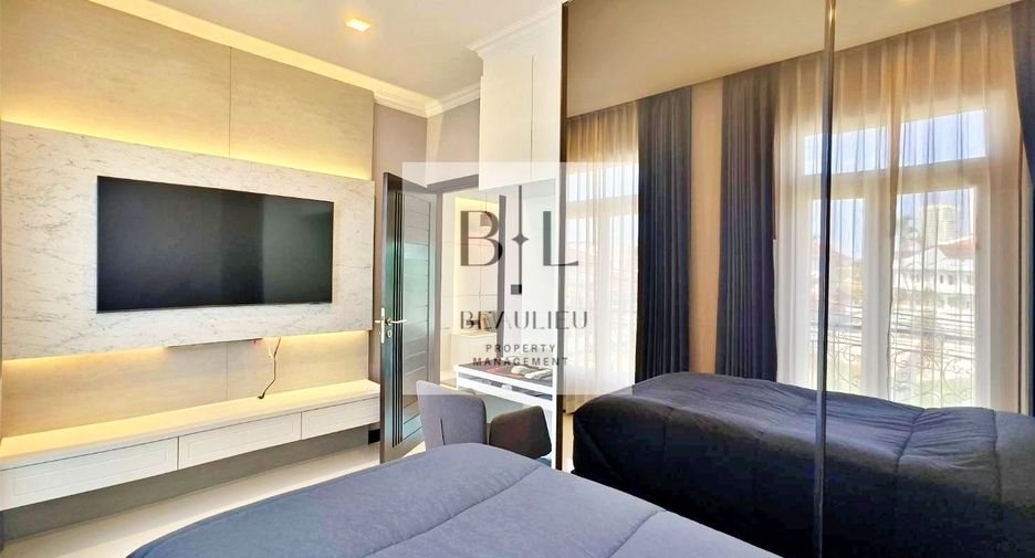 Haus zum Kauf mit 4 Zimmer in Bang Lamung, Chonburi