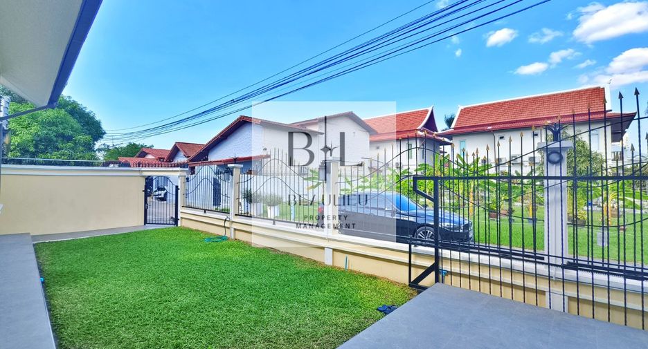 Haus zum Kauf mit 4 Zimmer in Bang Lamung, Chonburi