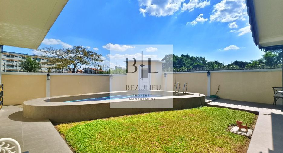 Haus zum Kauf mit 4 Zimmer in Bang Lamung, Chonburi
