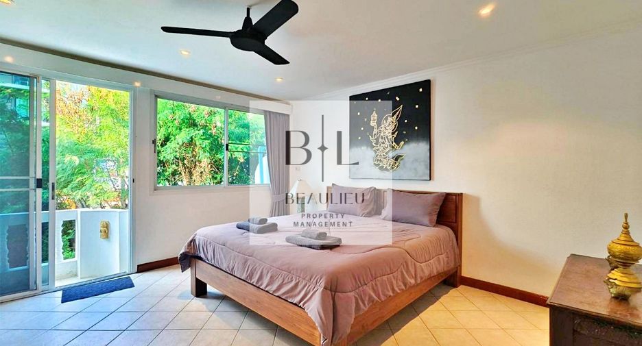 For sale 3 bedrooms townhouse in Bang Lamung, Chonburi