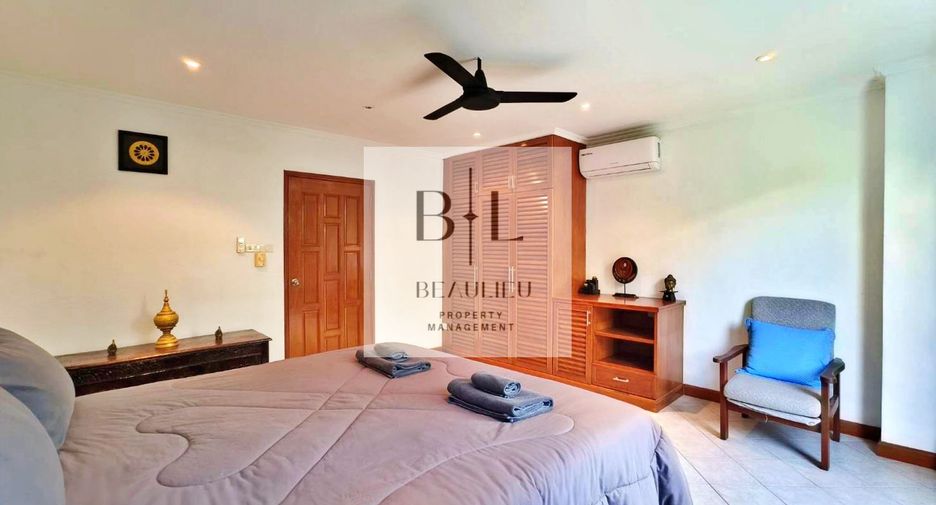 For sale 3 bedrooms townhouse in Bang Lamung, Chonburi