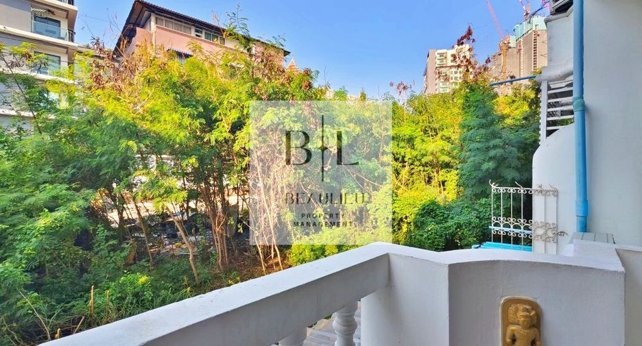 For sale 3 bedrooms townhouse in Bang Lamung, Chonburi