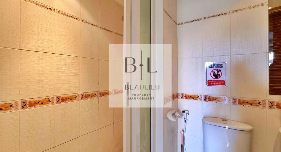 For sale 3 bedrooms townhouse in Bang Lamung, Chonburi
