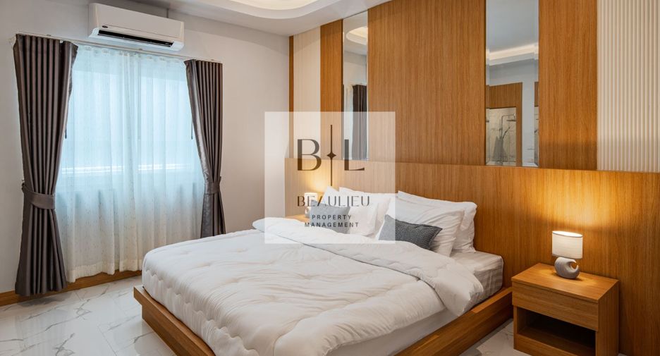 For sale 4 bedrooms house in Bang Lamung, Chonburi