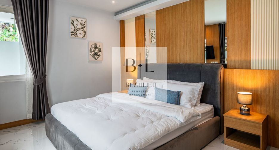 For sale 4 bedrooms house in Bang Lamung, Chonburi