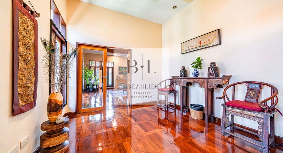 Haus zum Kauf mit 3 Zimmer in Sattahip, Chonburi