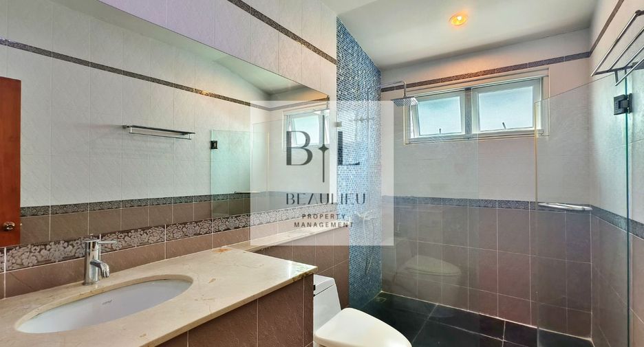 Продажа 6 спальни дом в Банг Ламунг, Чонбури