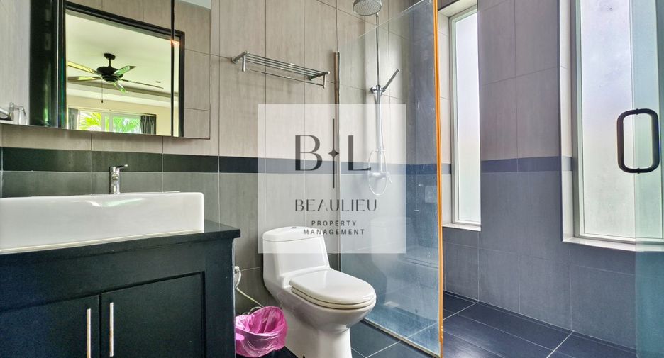 Casa en venta de 4 habitaciones en Bang Lamung, Chonburi