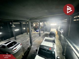 For sale 4 bedrooms retail Space in Rat Burana, Bangkok