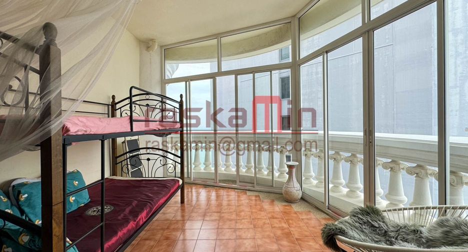 For sale 1 bed condo in Bang Lamung, Chonburi