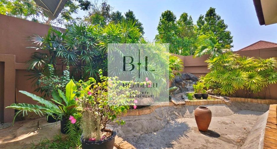 出售 4 卧室 独立屋 在 Bang Lamung, Chon Buri