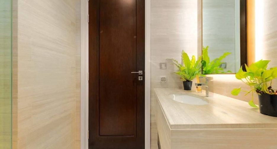 For rent and for sale 3 bedrooms condo in Khlong Toei, Bangkok