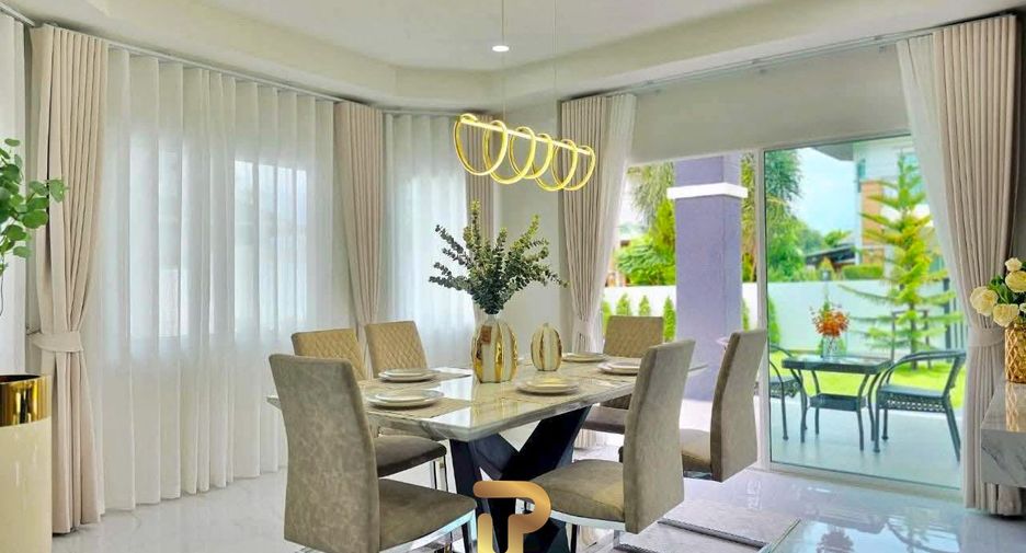 For sale 4 bedrooms villa in Bang Lamung, Chonburi