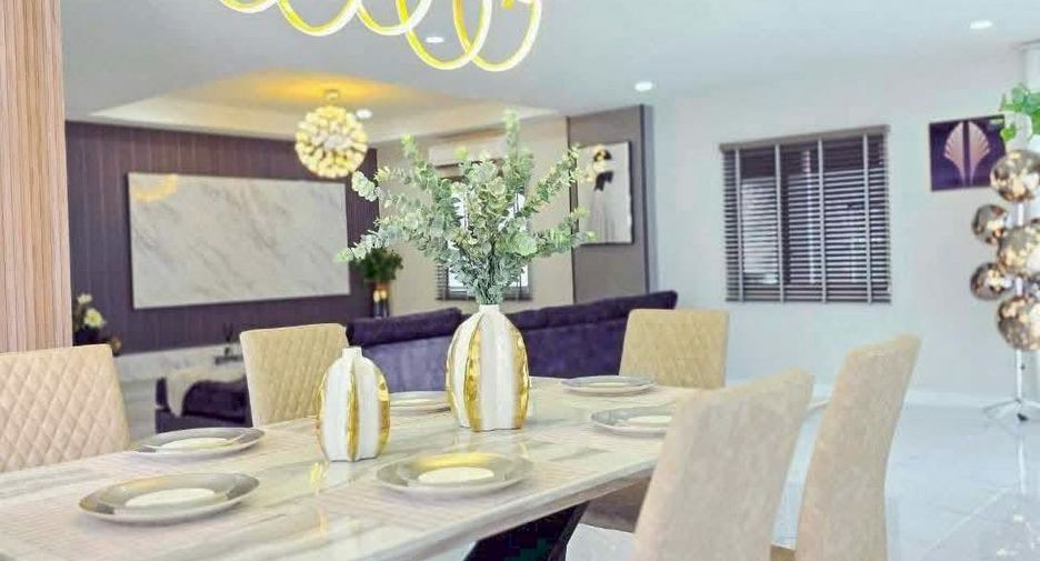 For sale 4 bedrooms villa in Bang Lamung, Chonburi
