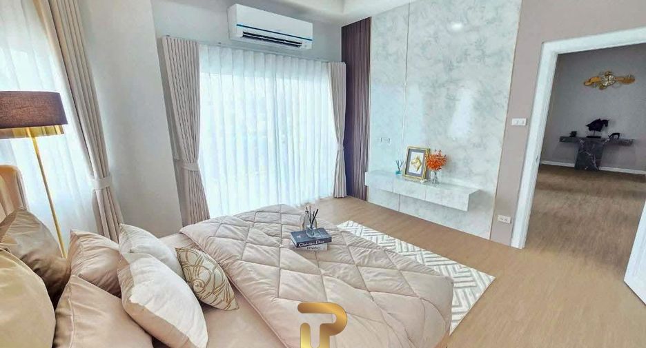 For sale 4 bedrooms villa in Bang Lamung, Chonburi