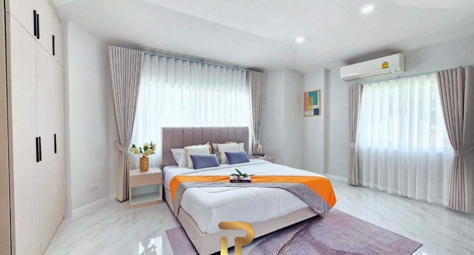 For sale 4 bedrooms villa in Bang Lamung, Chonburi