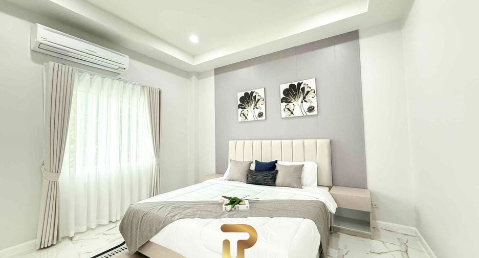 For sale 4 bedrooms villa in Bang Lamung, Chonburi