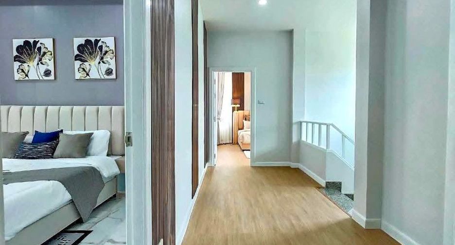 For sale 4 bedrooms villa in Bang Lamung, Chonburi