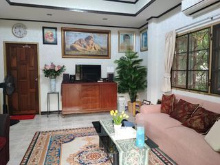 For sale 5 ベッドルーム house in Bang Phlat, Bangkok