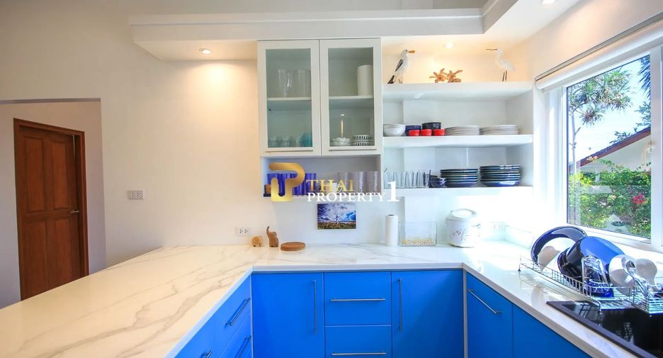 For sale 4 bedrooms villa in Hua Hin, Prachuap Khiri Khan